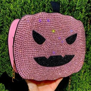 KAWAII PINK PUMPKIN PURSE. CRYSTALS HIGH QUALITY ADDED BT HAND.